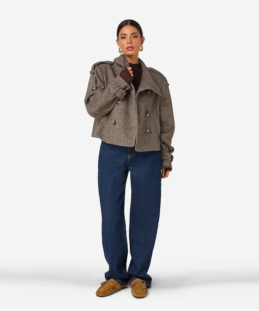 Carlyn | Chestnut Brown
