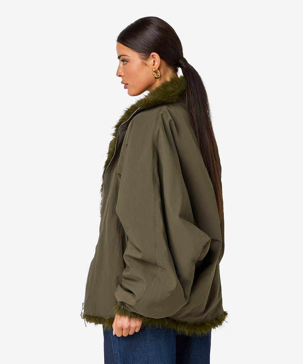 Ceca | Dark Utility