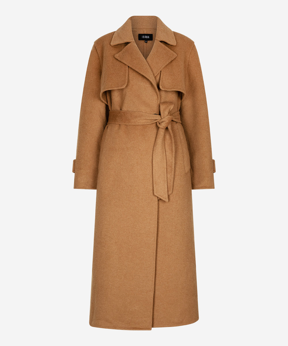 Celisa | Camel