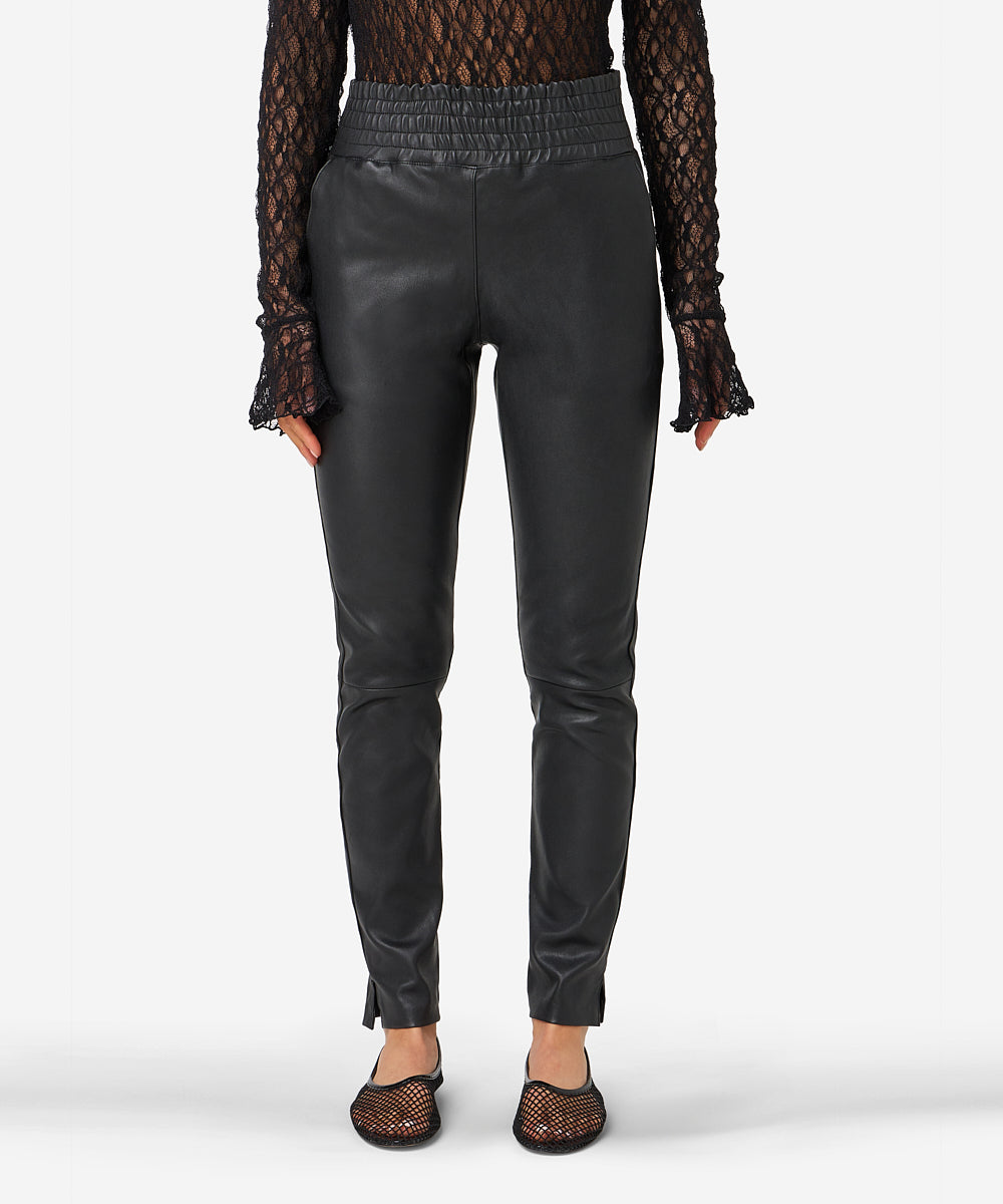 COLETTE | Black