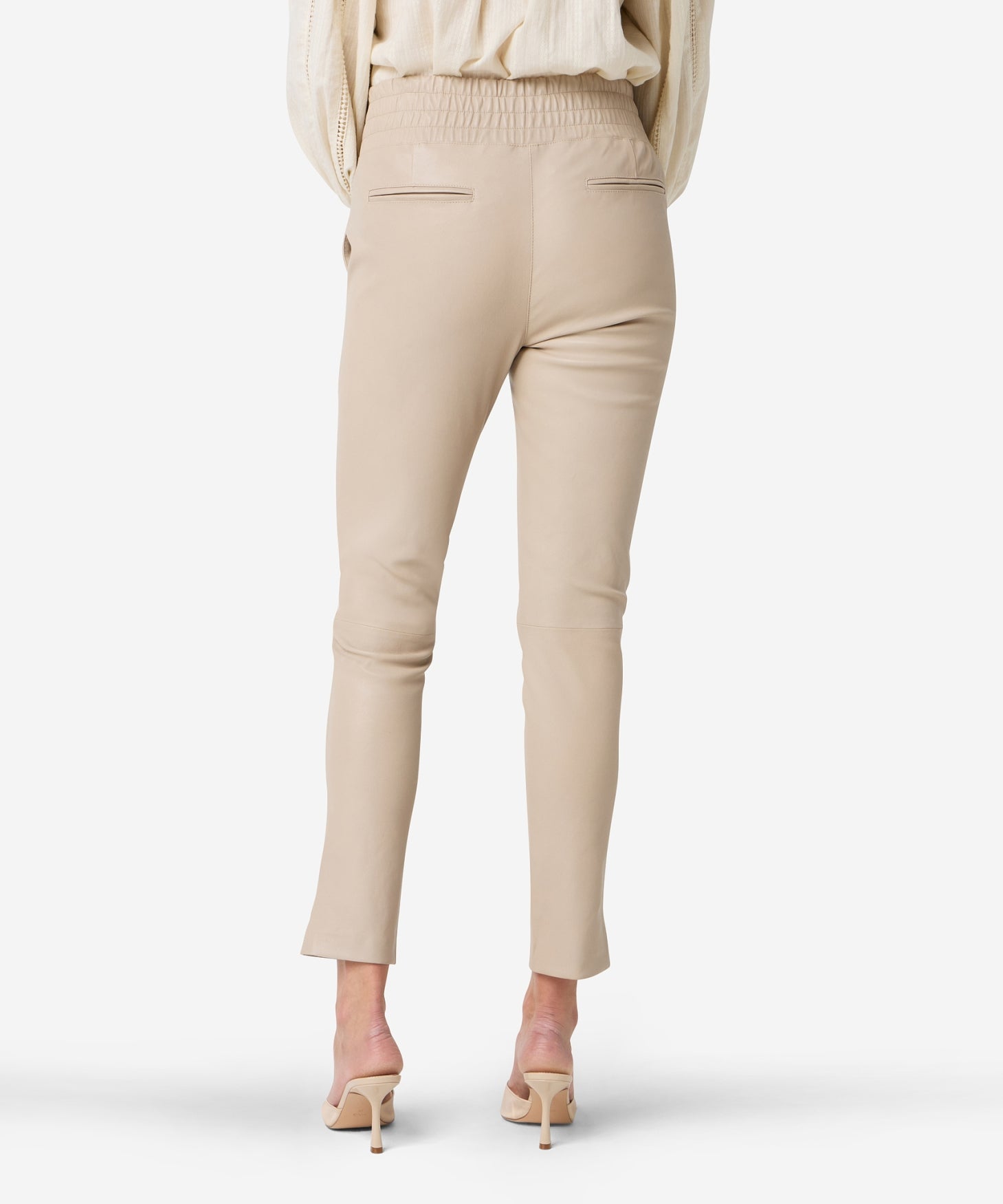 Colette | Sandstone