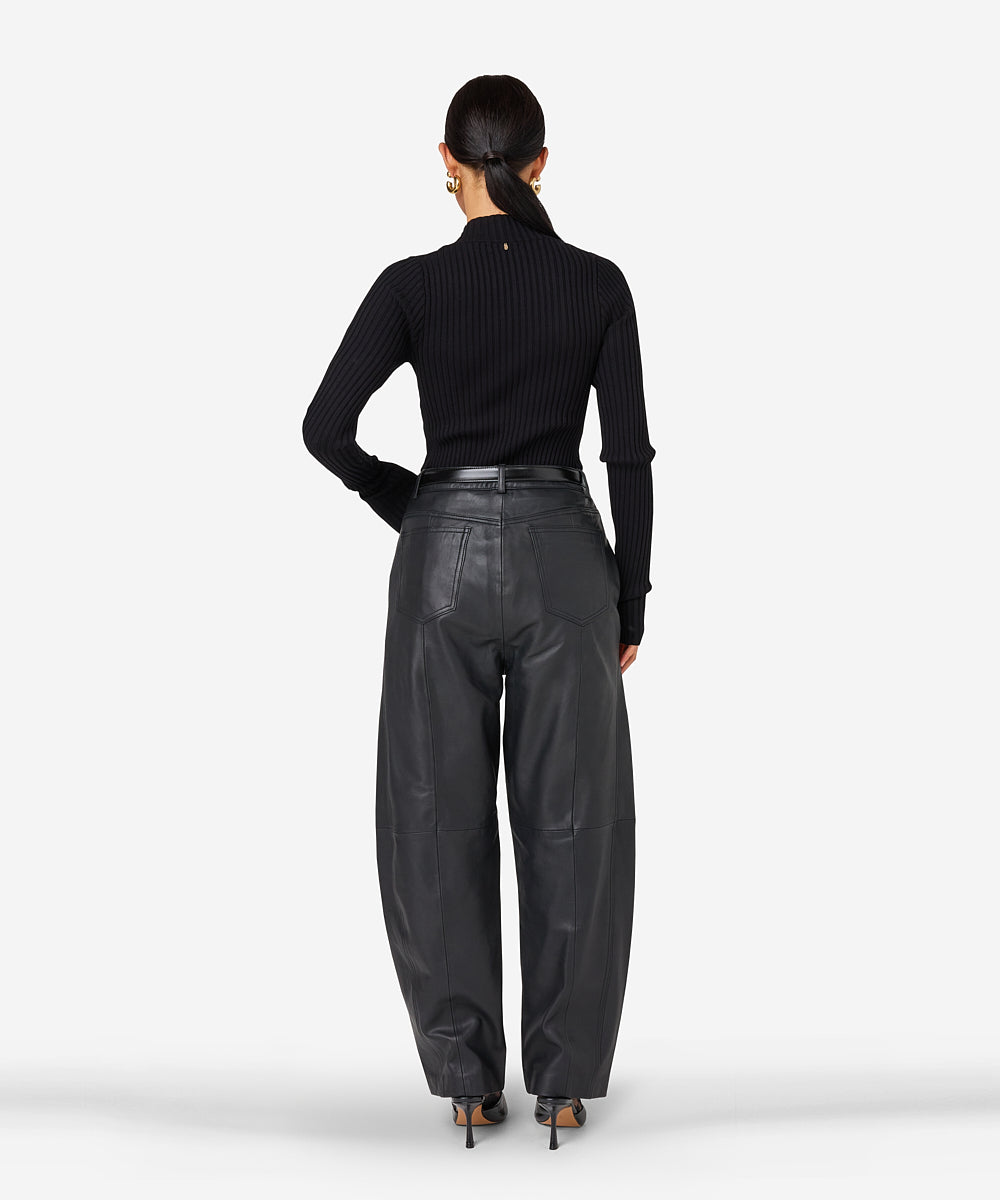 Kinzy | Black