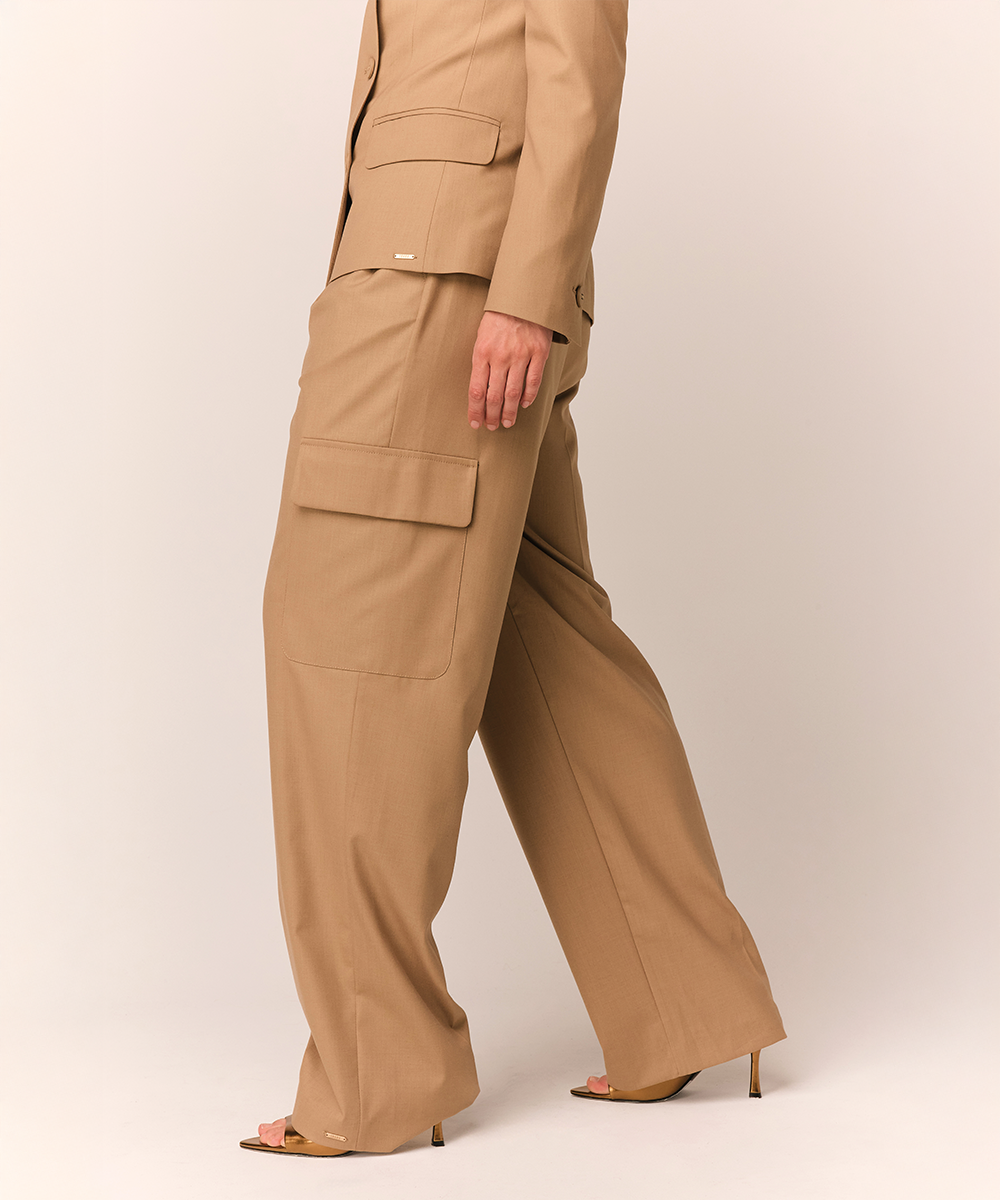 Piya | Dark Sandstone