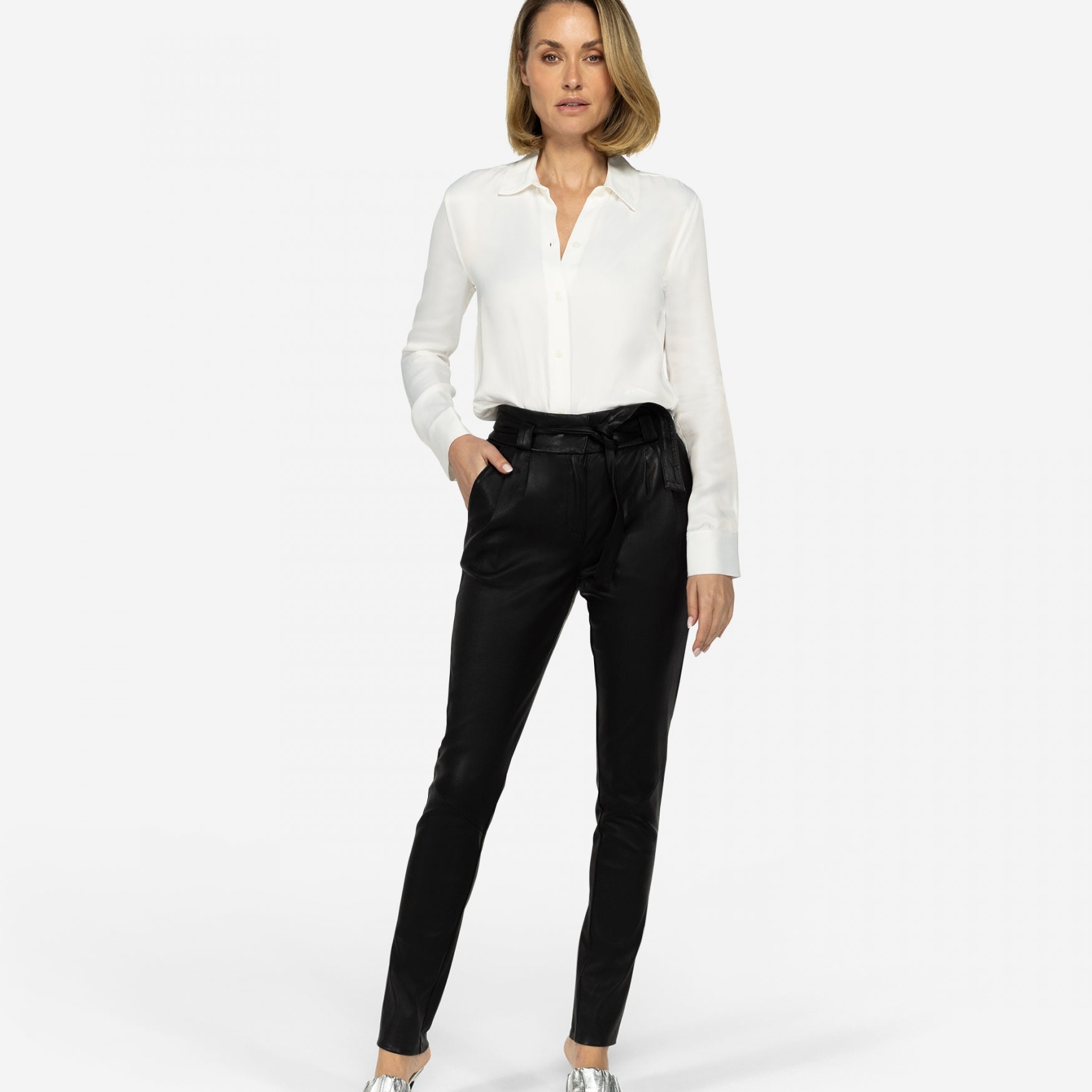 PAULA TALL | Black