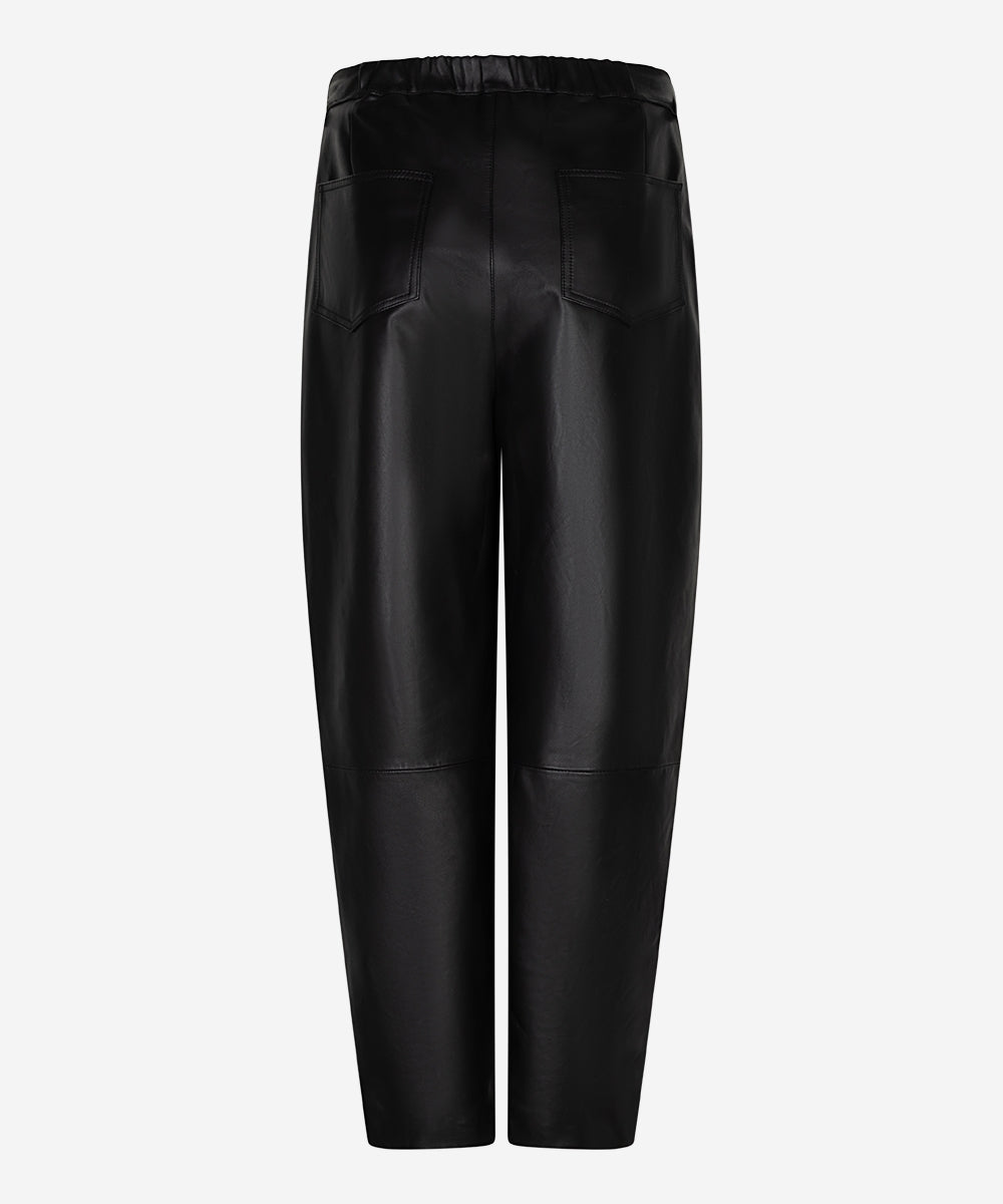 Penina | Black