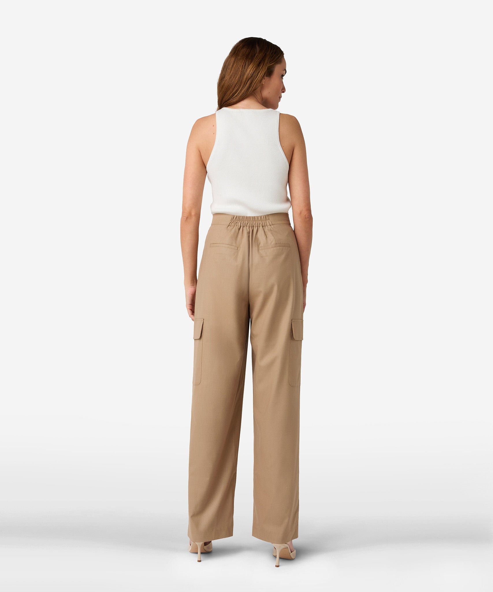 Piya | Dark Sandstone