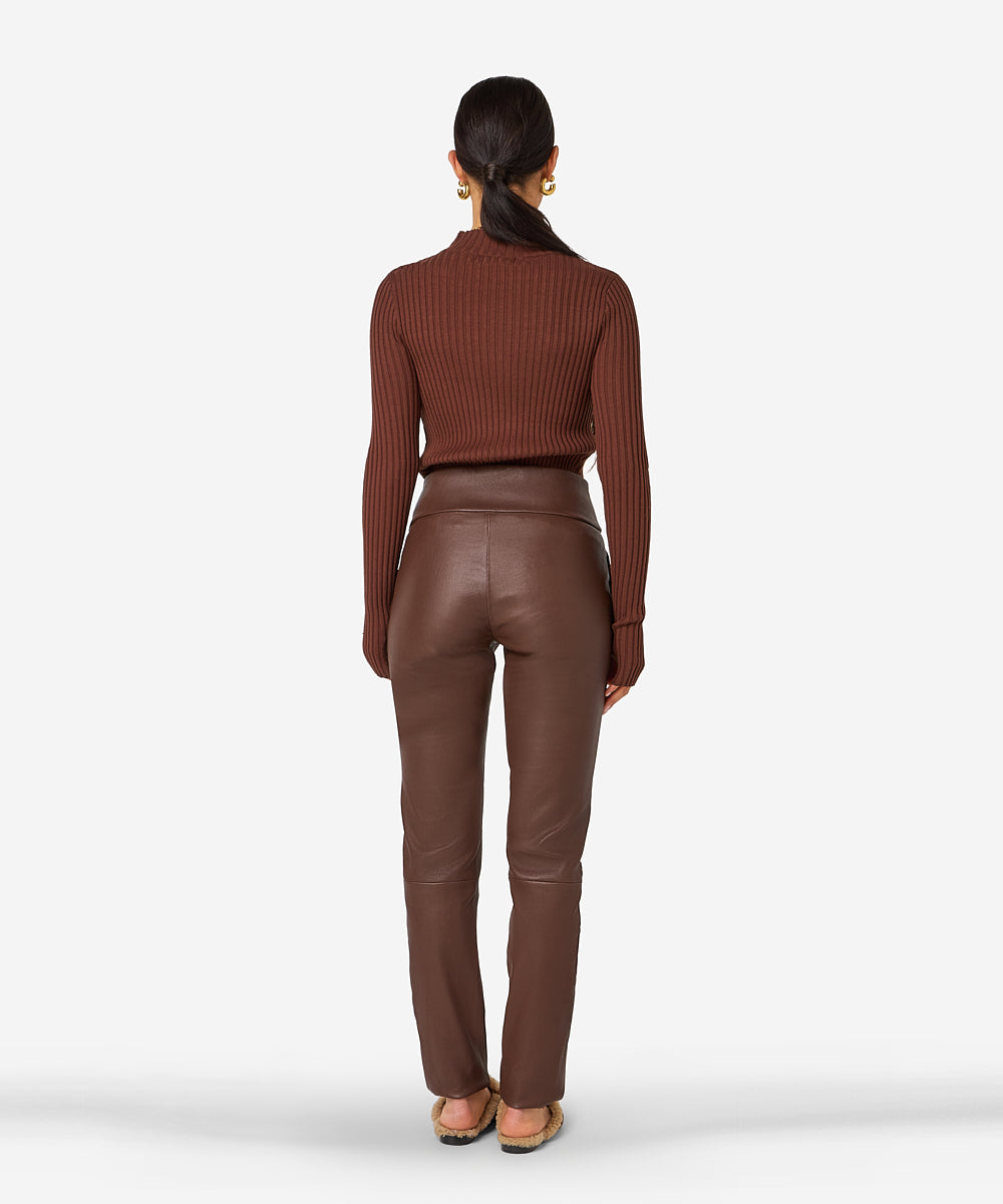 Pollie | Hazelnut