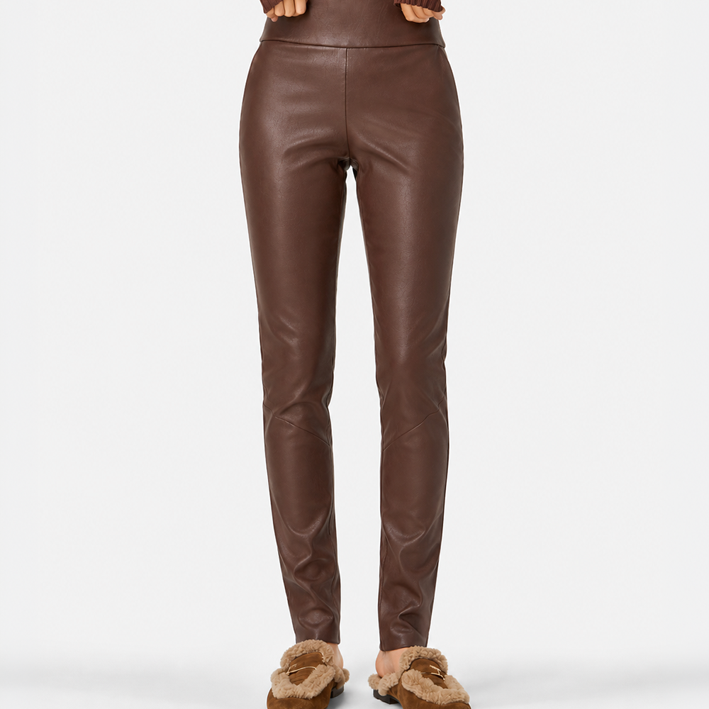 Pollie | Hazelnut