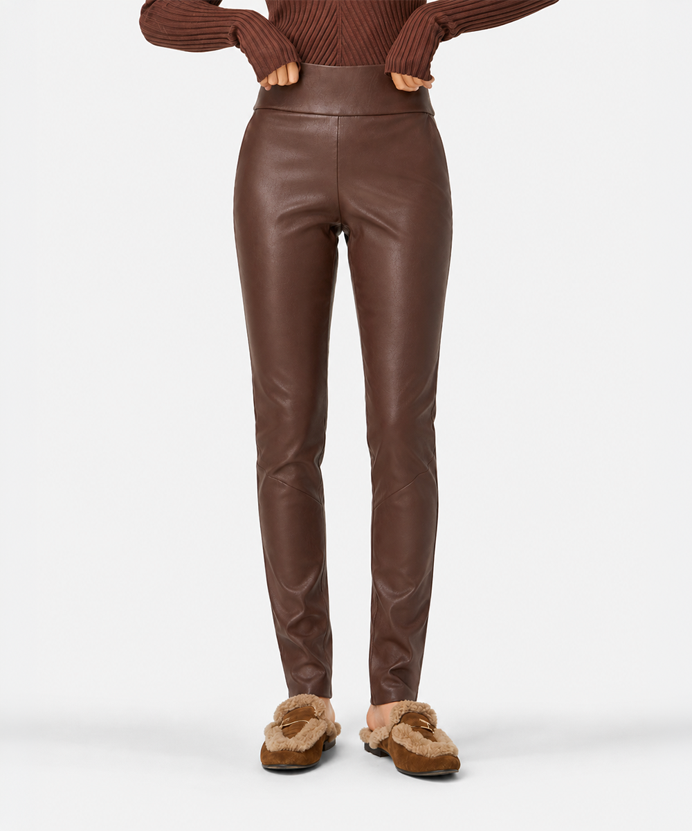 Pollie | Hazelnut