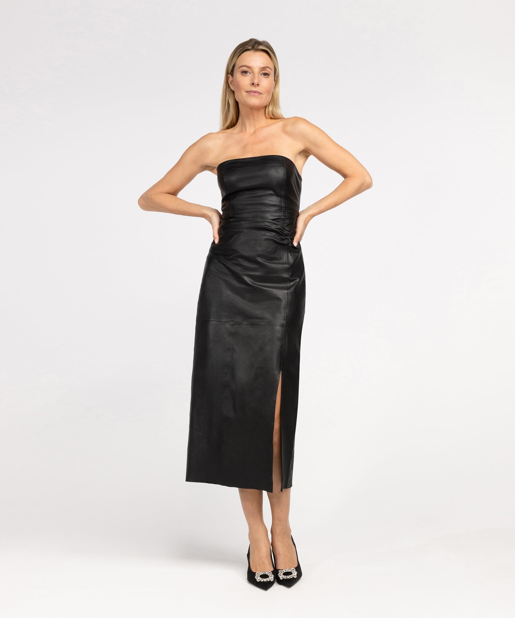 Sadia | Black