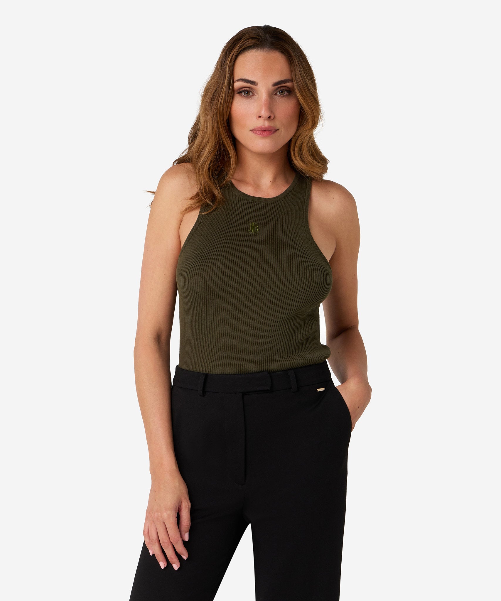 Tamora | Dark Elm Green