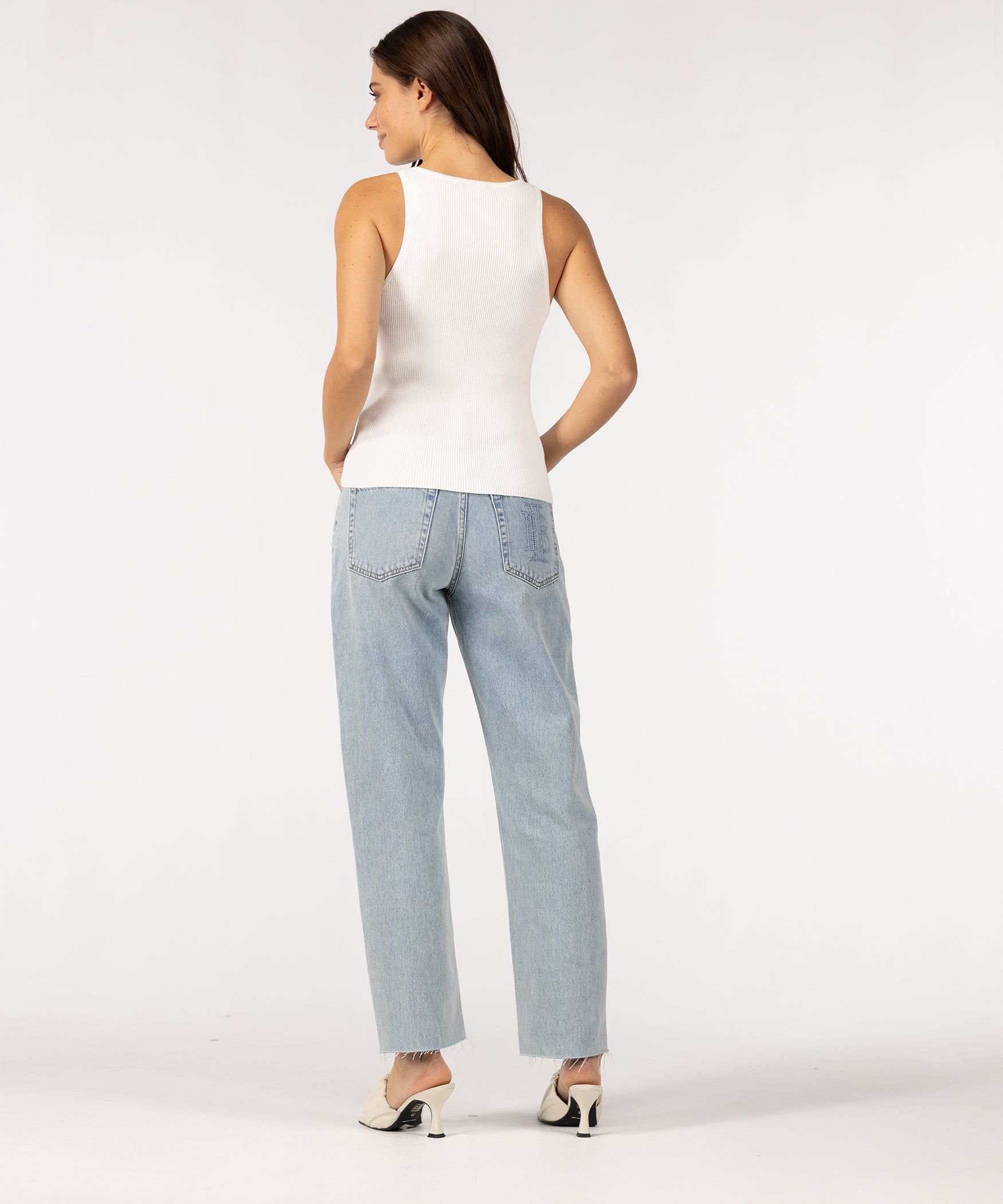 Tamora | White