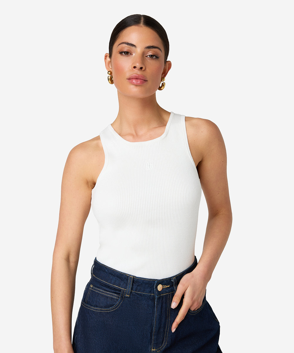 Tamora | White