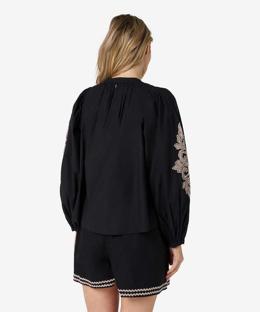 Teylin | Black